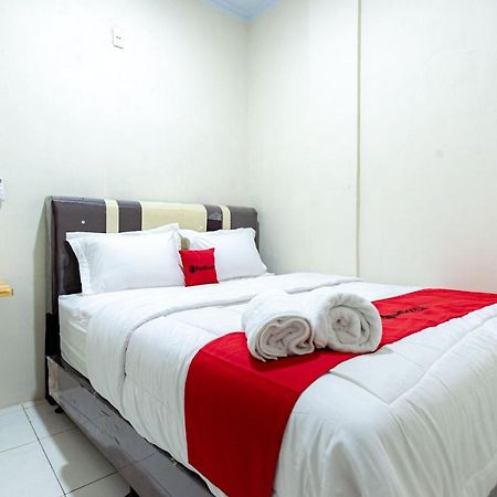 Hotel Reddoorz @ Simpang Pemda Medan Exteriér fotografie